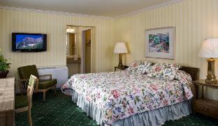 - Wyoming Hotel